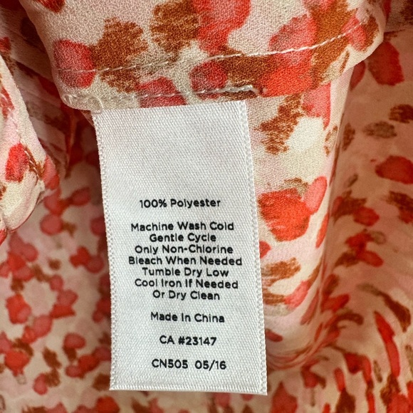 TALBOTS Orange Coral Abstract Patterned Pintucked Career Blouse Size S NWT $90 - Picture 5 of 11